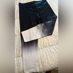 Zyia ombré shine leggings, size 14-16. NWOT.